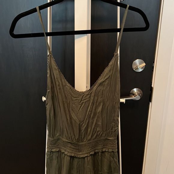 Wilfred army green midi jumpsuit - adjustable straps, elastic waist - medium - Picture 2 of 4